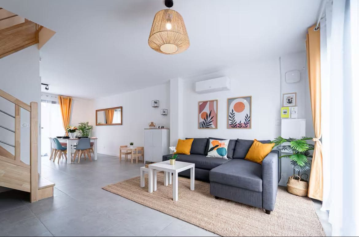 Salon lumineux - Carrelage & Peinture par Nuanciel